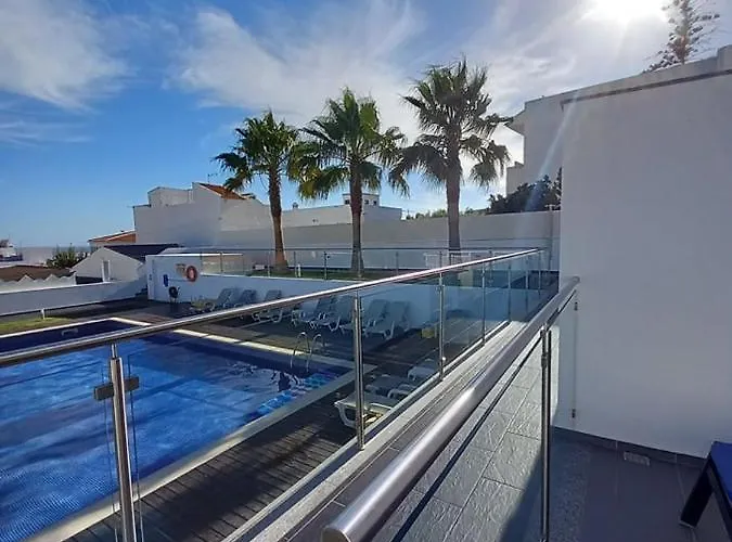 Beautiful View Over The Sea - T Villa