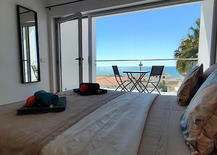 Villa Beautiful View Over The Sea - T