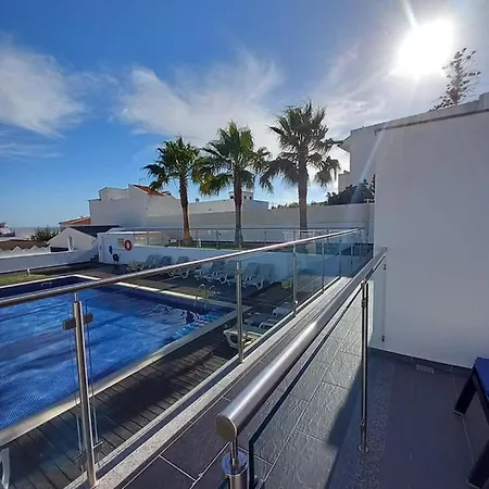 Beautiful View Over The Sea - T Villa